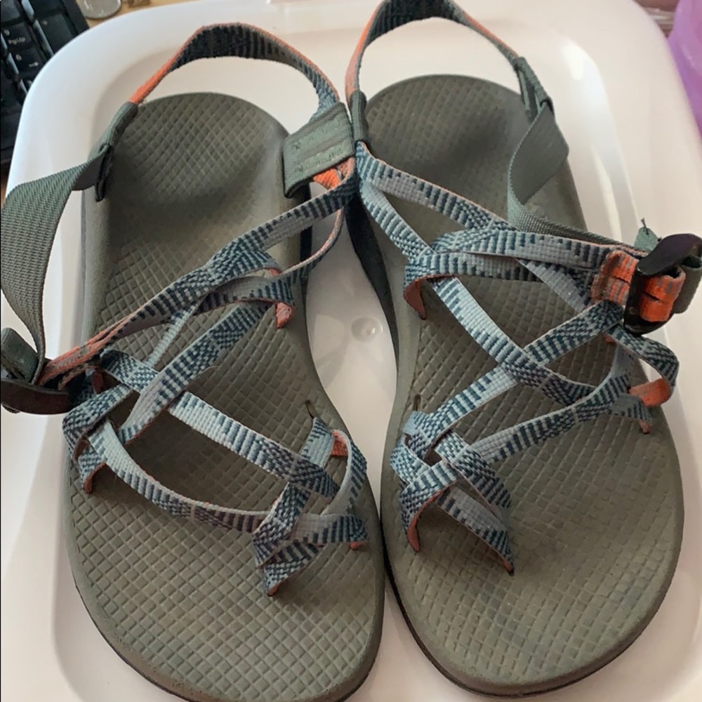chacos-  zcloud-  orange and turquoise. size 8